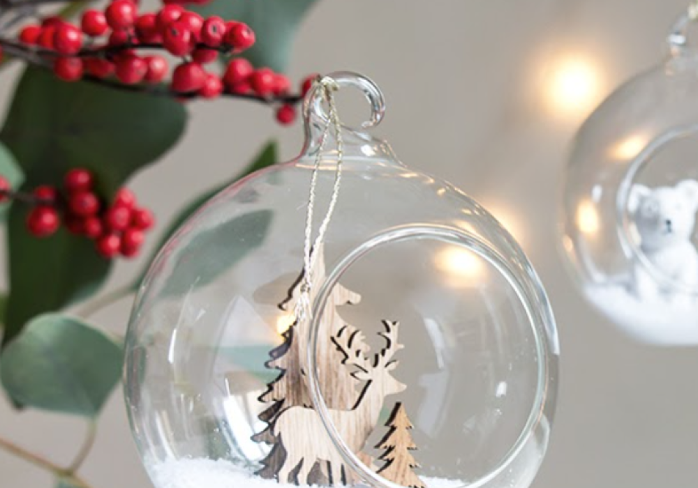 Boules de Noël personnalisées : Créez des souvenirs uniques pour votre sapin