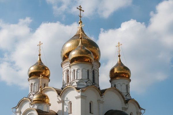 Calendrier Orthodoxe 2026 : Toutes les Fêtes et Dates Clés