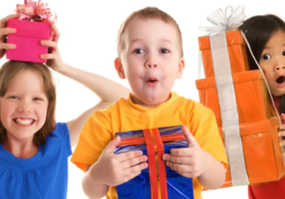Les meilleures idées de cadeaux pour les enfants de vos salariés