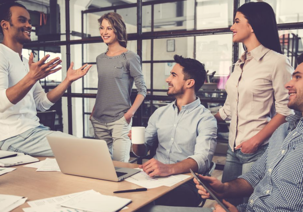 Réinventer le Travail Com : Stratégies Innovantes pour une Communication d'Entreprise Efficace